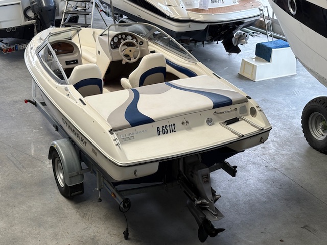 Stingray 180 RX Bowrider