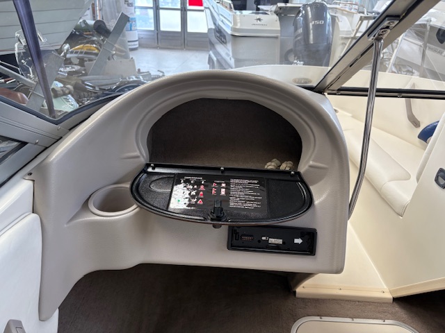 Stingray 180 RX Bowrider