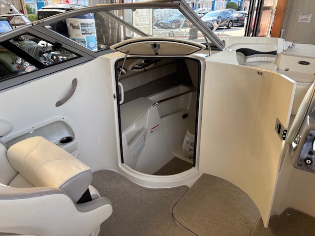 Stingray 235 LR